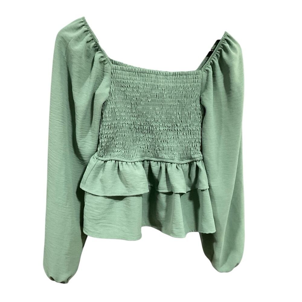 Altar'd State Marley Top NWT Size XS Green Smocked Square Neck Long Sleeve